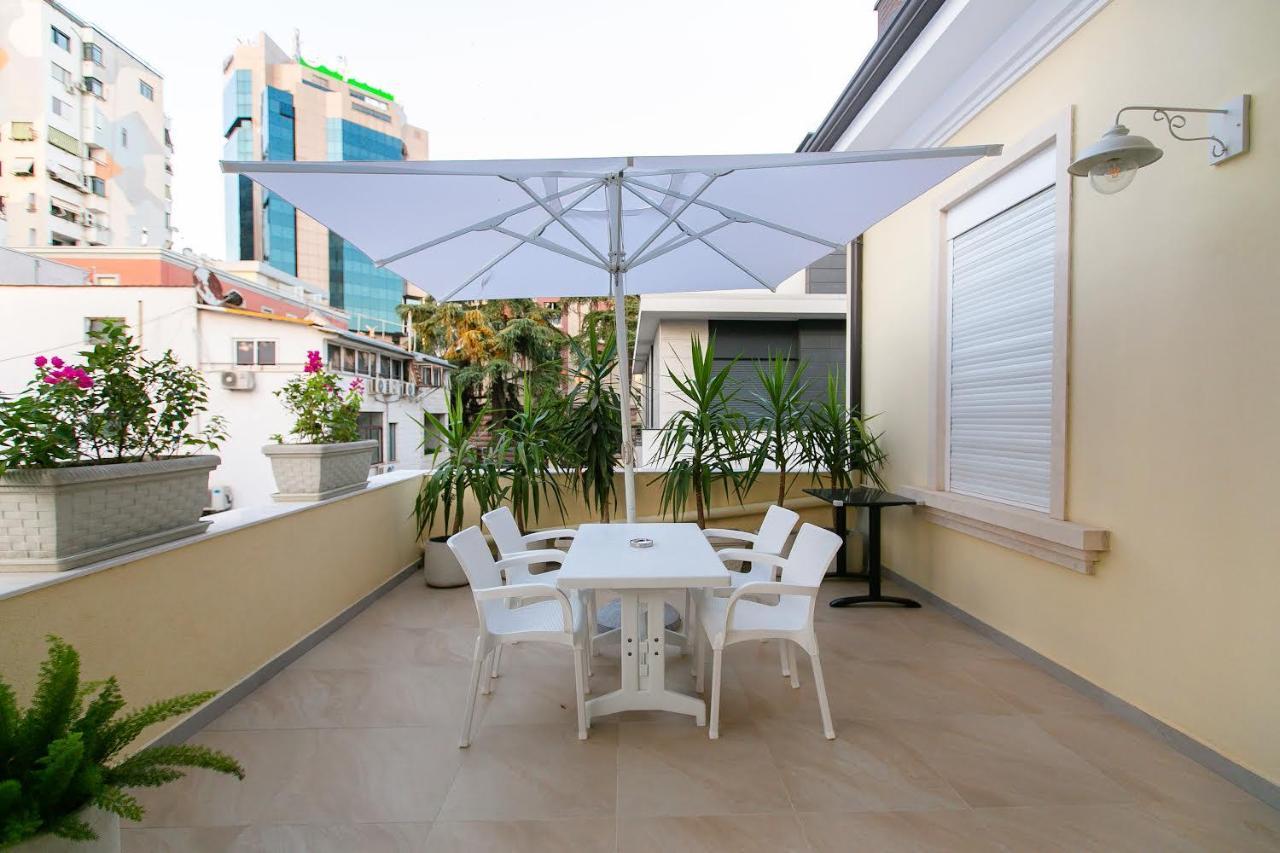 Vila Ferdinand Modern Rooms In Tirana'S Center Ngoại thất bức ảnh