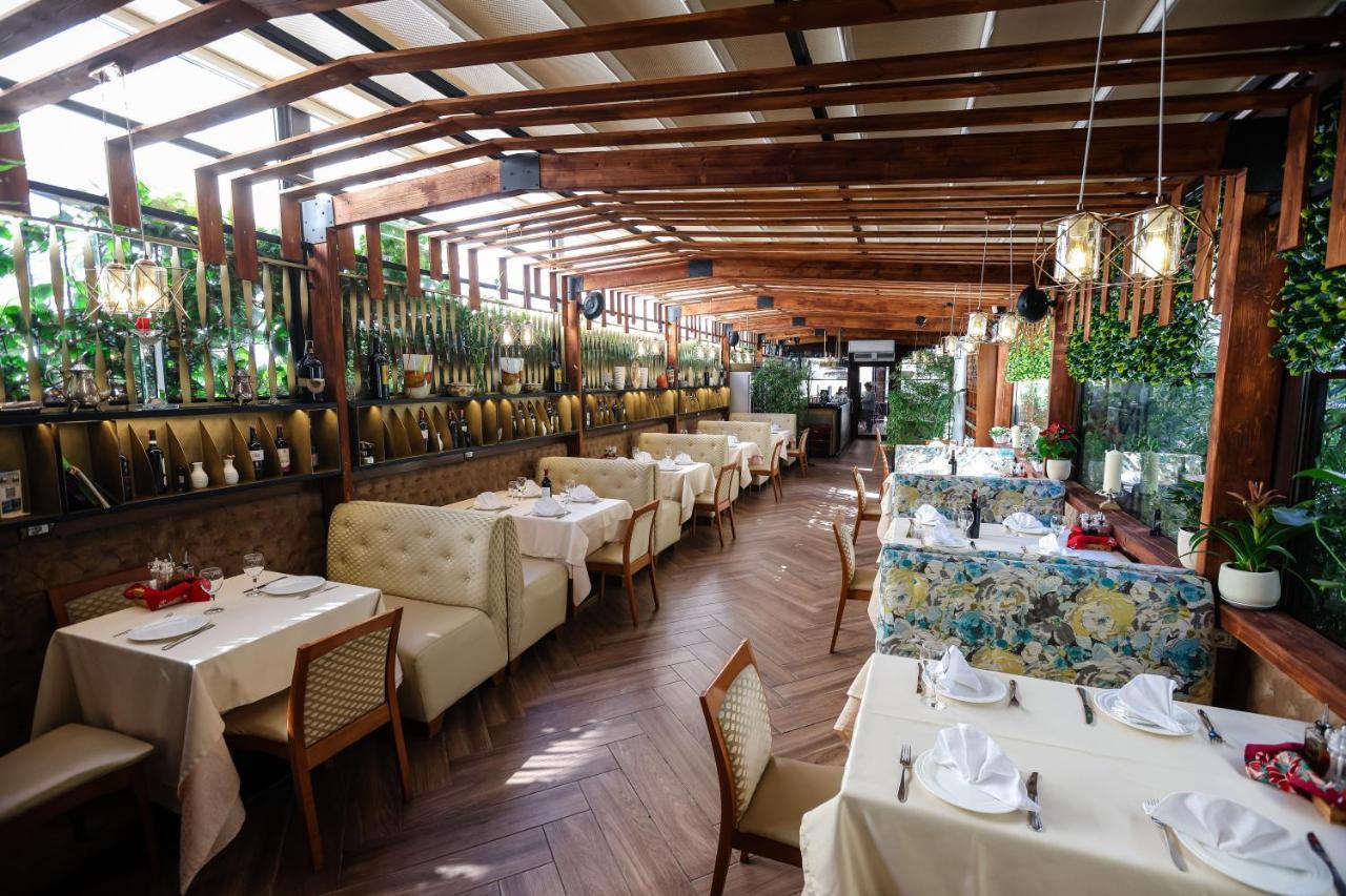 Vila Ferdinand Modern Rooms In Tirana'S Center Ngoại thất bức ảnh