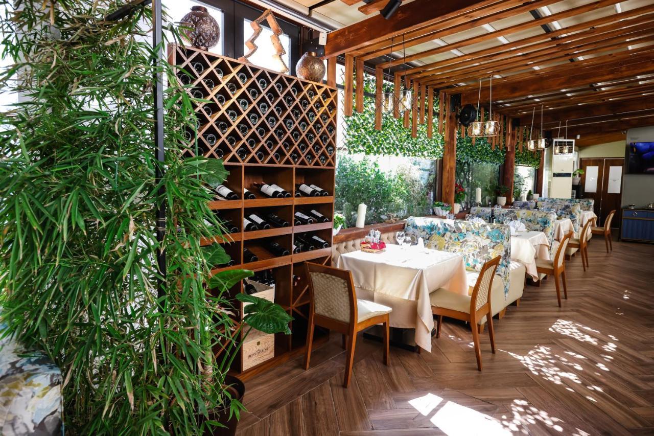 Vila Ferdinand Modern Rooms In Tirana'S Center Ngoại thất bức ảnh